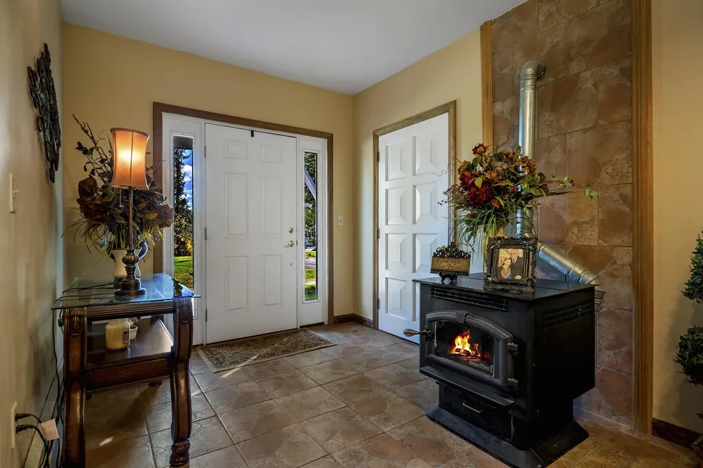 15 Burns Road Augusta ME 04330