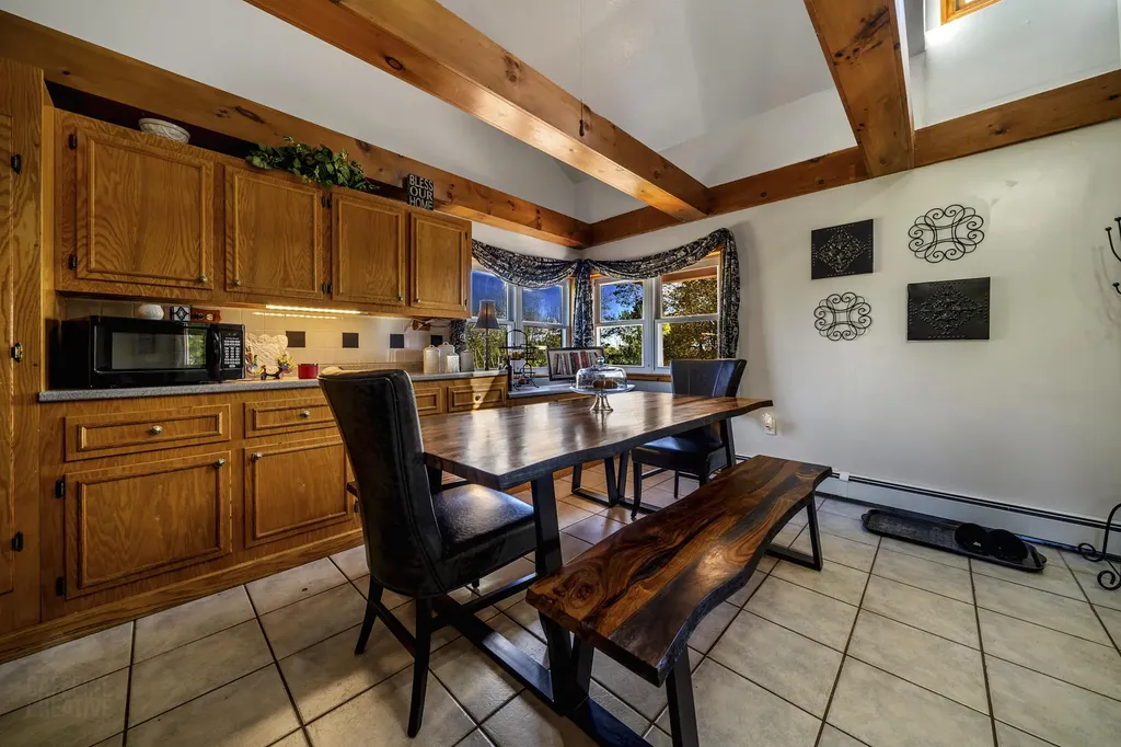 15 Burns Road Augusta ME 04330