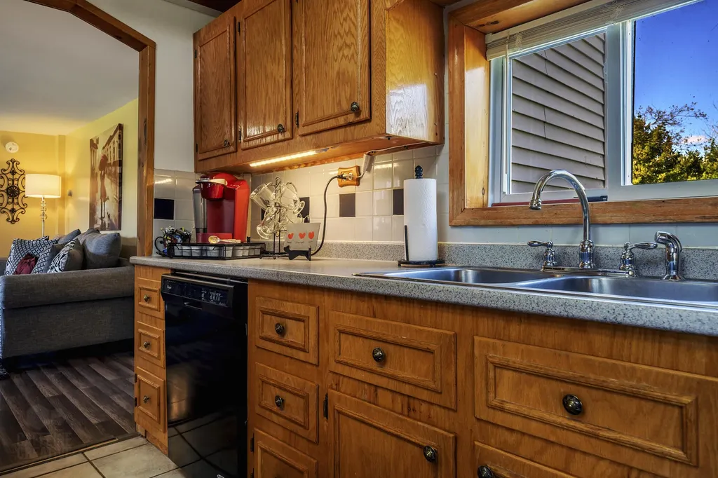 15 Burns Road Augusta ME 04330