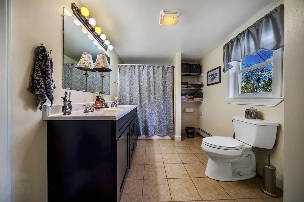15 Burns Road Augusta ME 04330