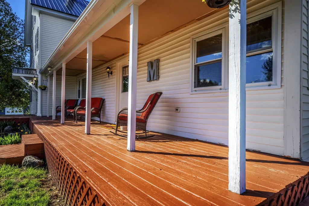 15 Burns Road Augusta ME 04330