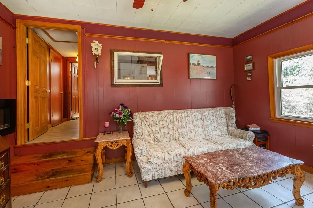 17 Sand Road Naples ME 04055