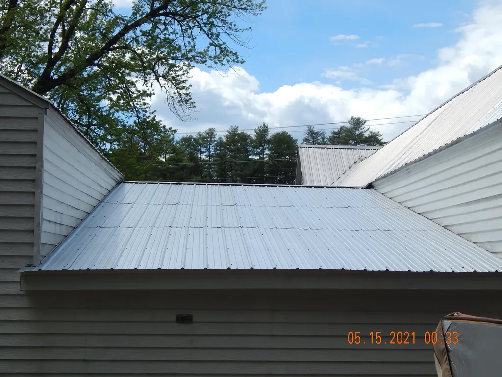 17 Sand Road Naples ME 04055