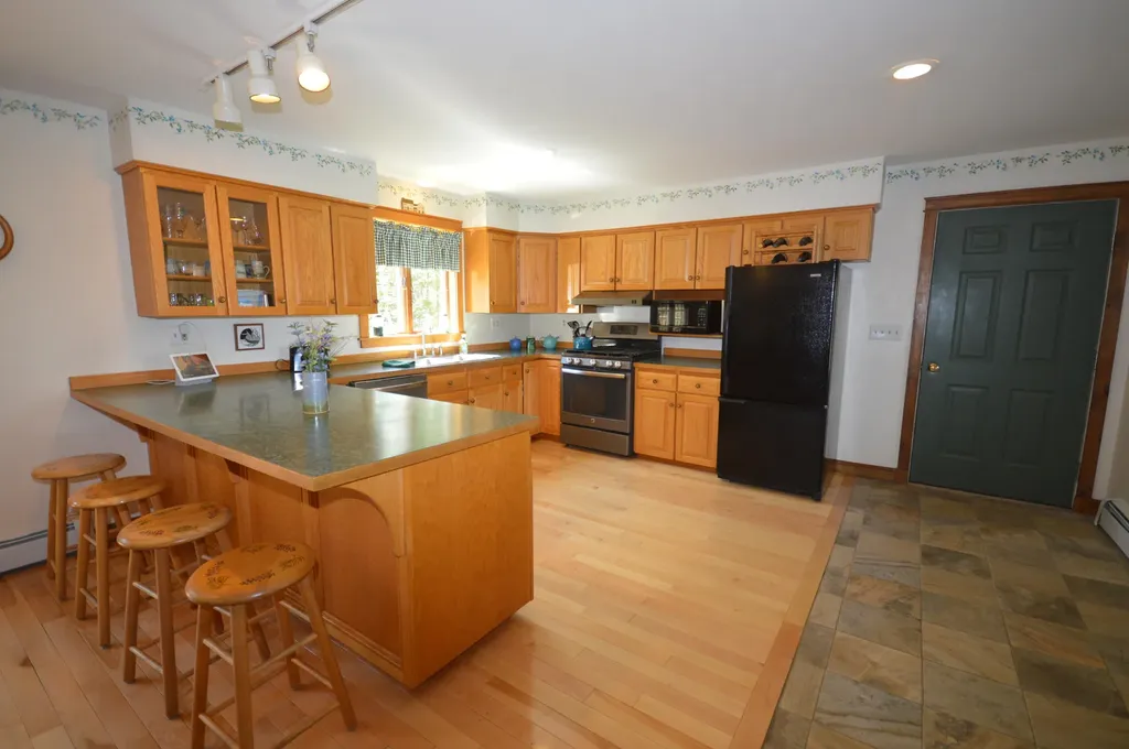 1191 Kennebec Road Hampden ME 04444