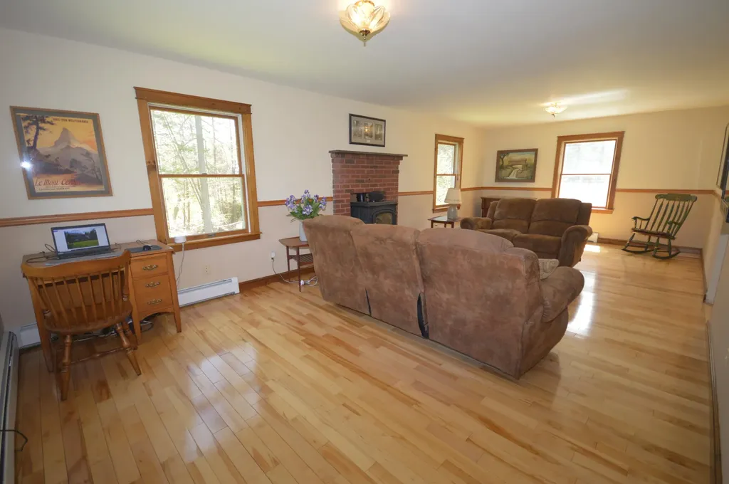 1191 Kennebec Road Hampden ME 04444