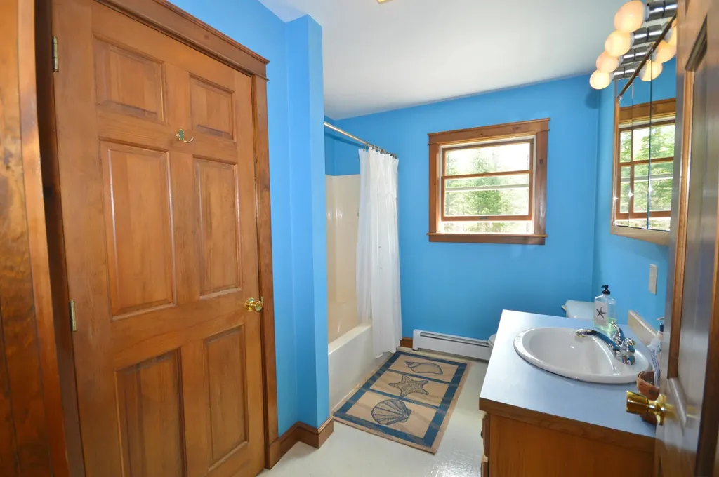 1191 Kennebec Road Hampden ME 04444