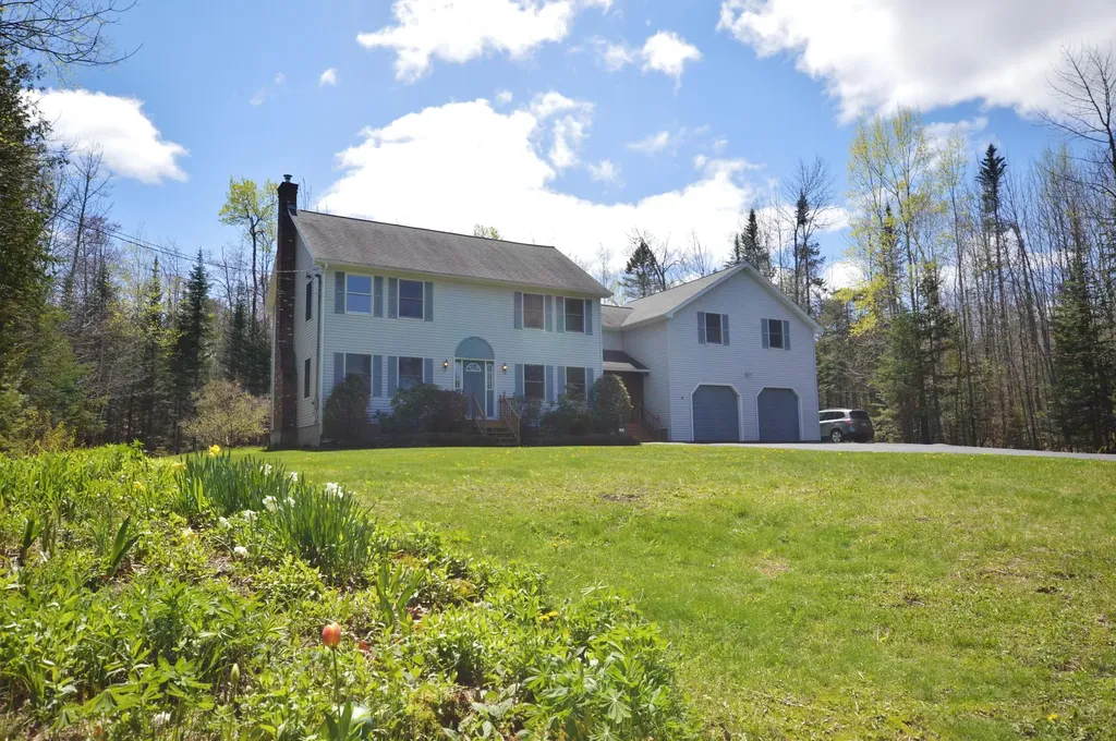 1191 Kennebec Road Hampden ME 04444