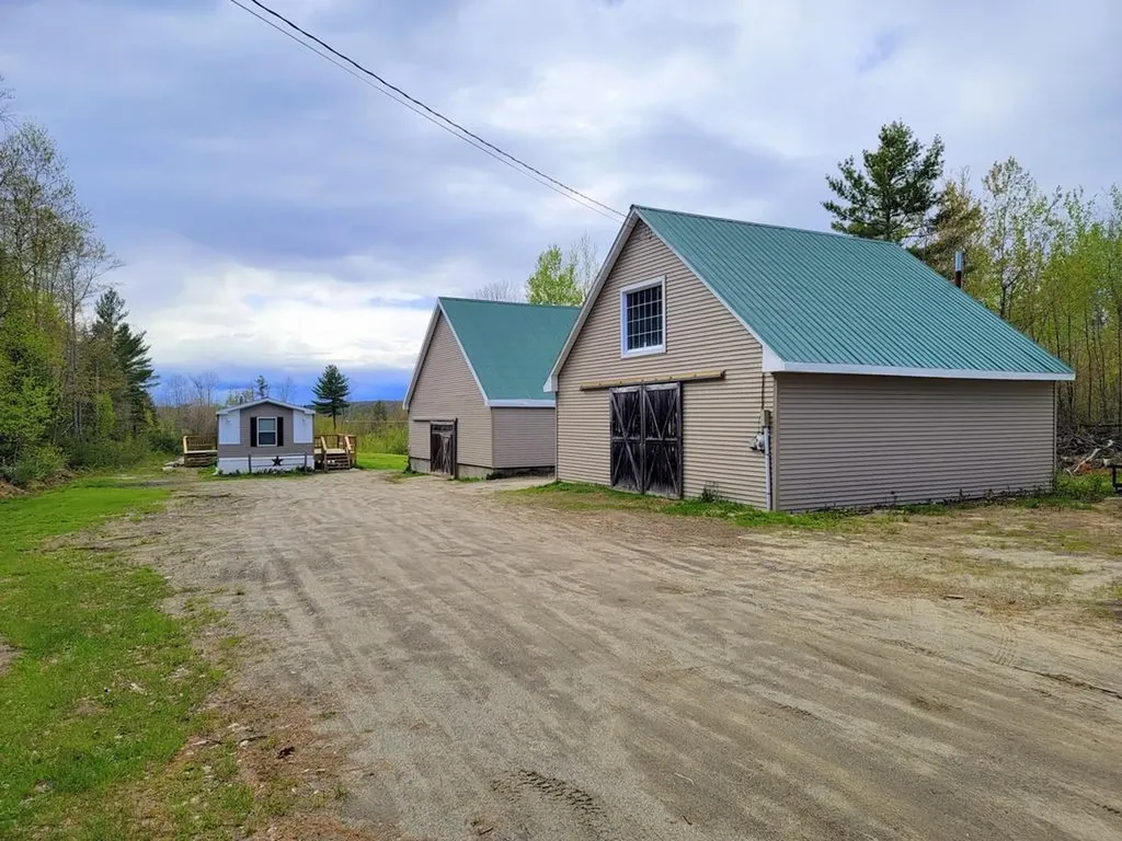 195 West Road Chesterville ME 04938
