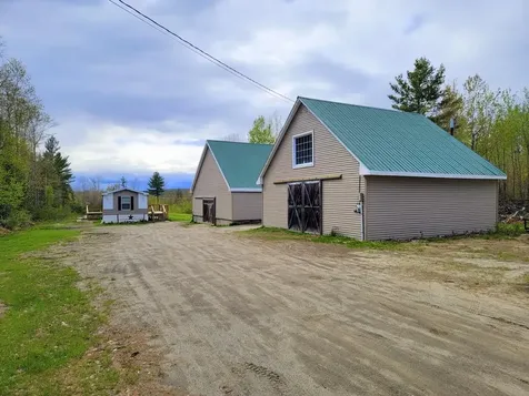 195 West Road Chesterville ME 04938