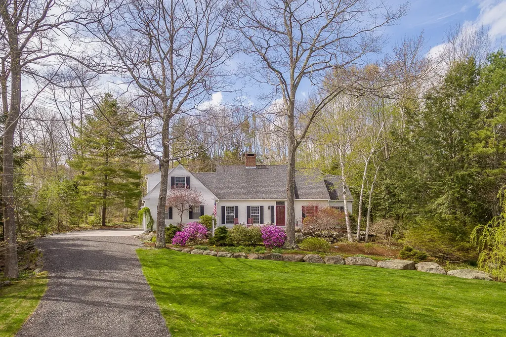 4 Norumbega Drive Camden ME 04843