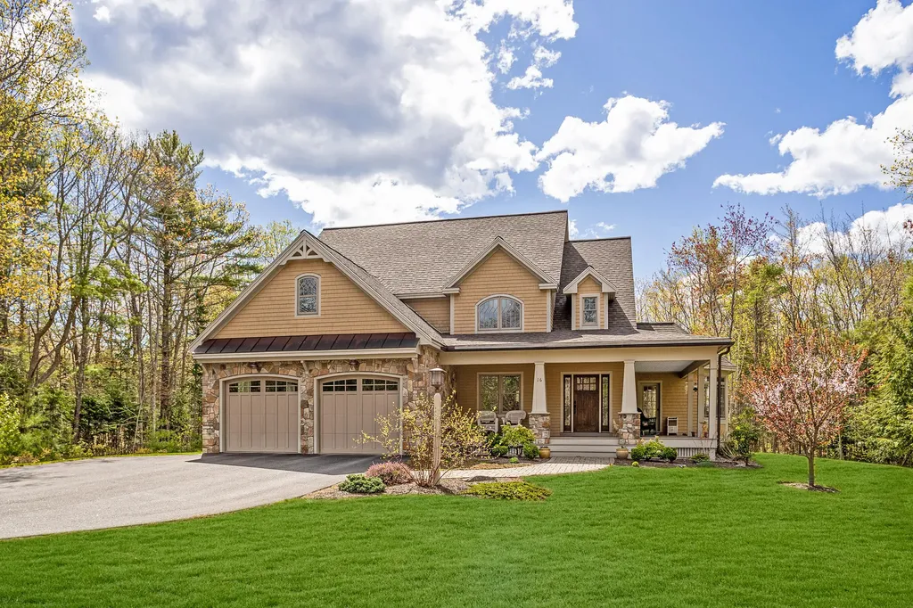 16 Bailey Court Kennebunkport ME 04046