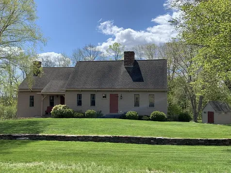 25 Settlers Way Gorham ME 04038