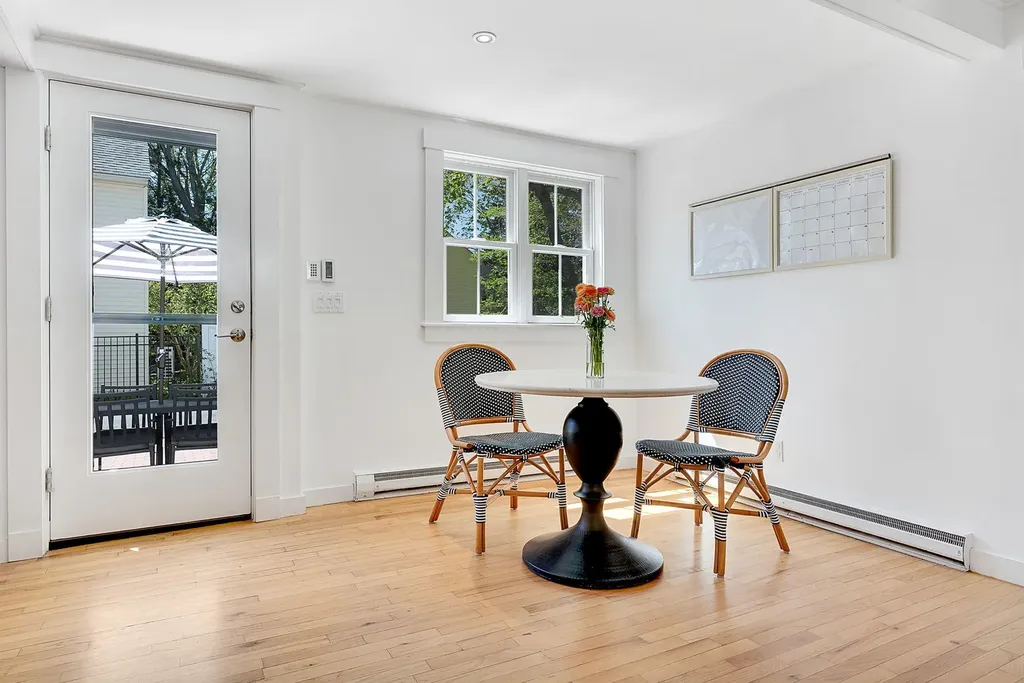 72 Federal Street Brunswick ME 04011