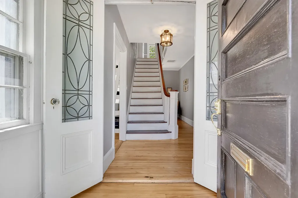 72 Federal Street Brunswick ME 04011