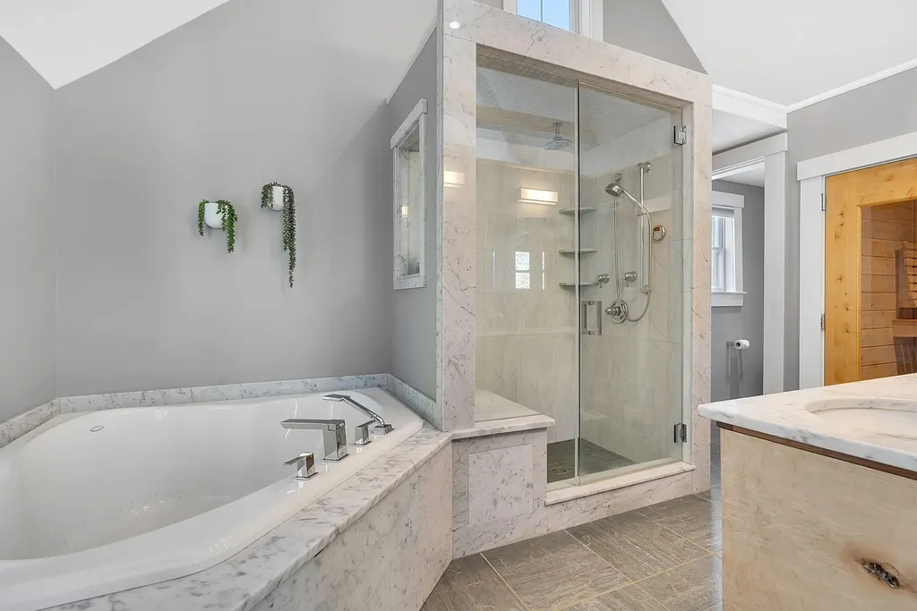 72 Federal Street Brunswick ME 04011