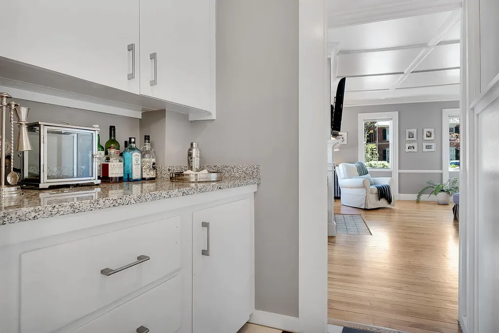 72 Federal Street Brunswick ME 04011