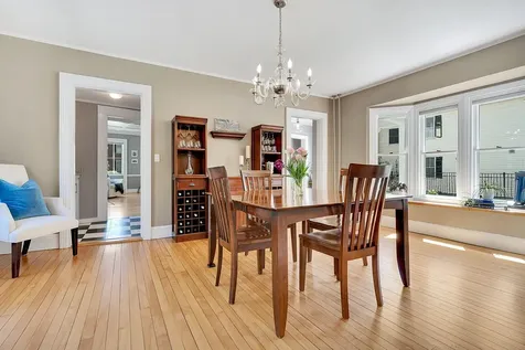 72 Federal Street Brunswick ME 04011