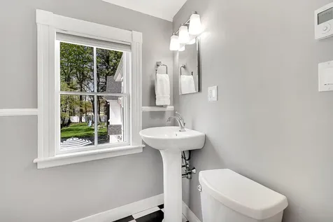 72 Federal Street Brunswick ME 04011