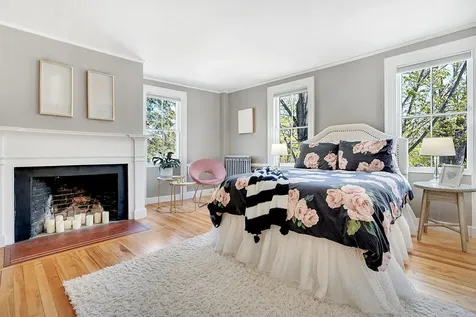 72 Federal Street Brunswick ME 04011