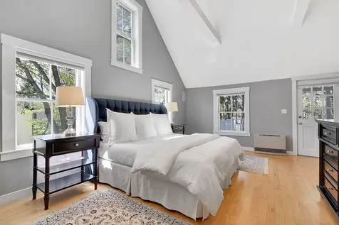 72 Federal Street Brunswick ME 04011