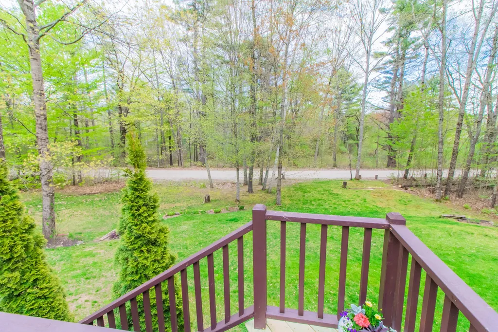 42 Whispering Pines Lane Monmouth ME 04259
