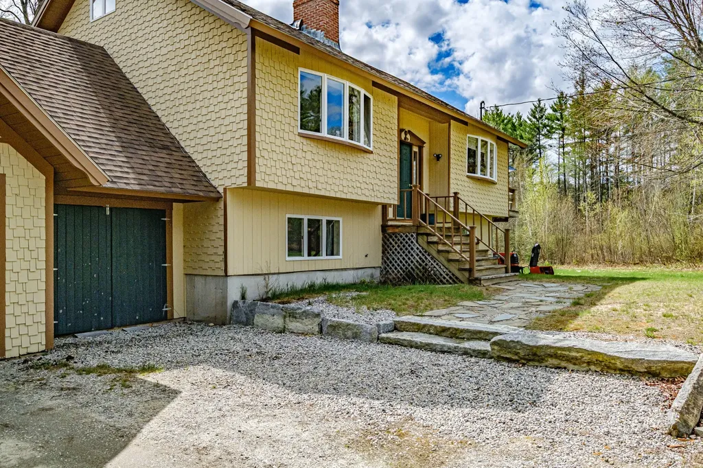 20 Bell Lane Greenwood ME 04255