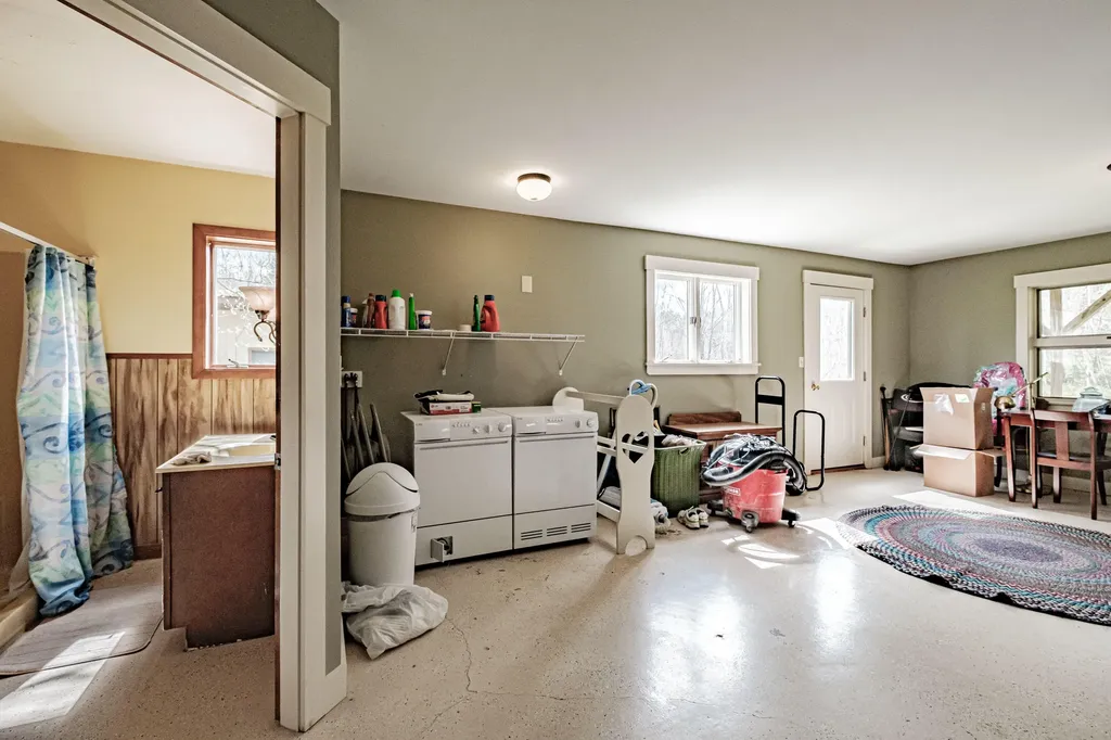 20 Bell Lane Greenwood ME 04255
