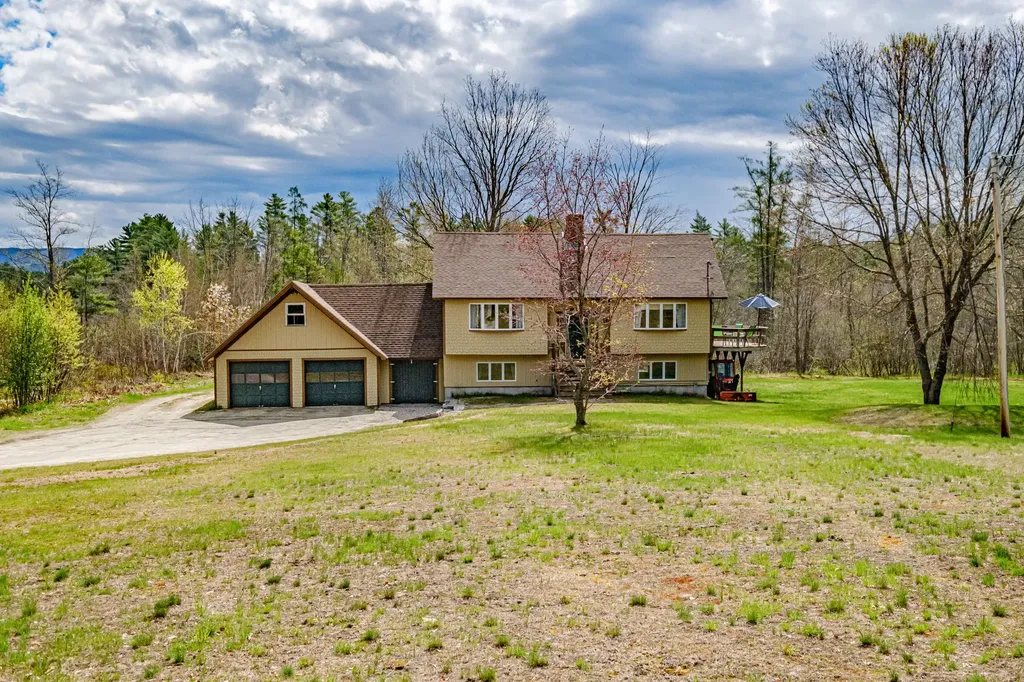 20 Bell Lane Greenwood ME 04255