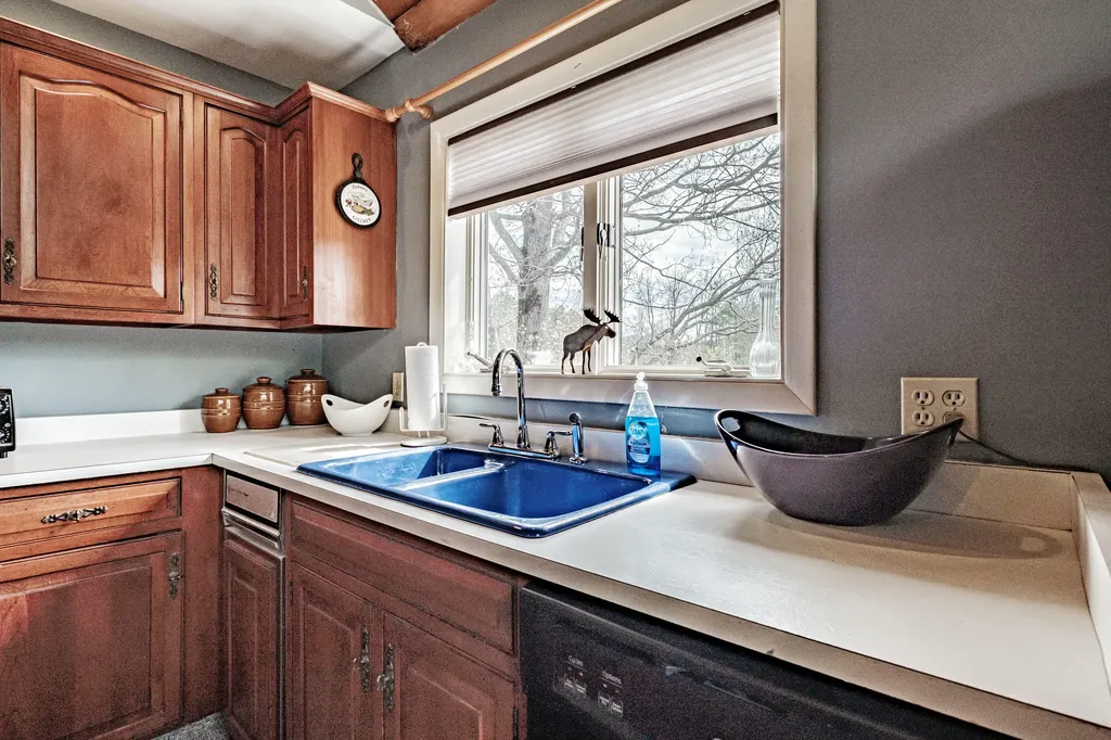 20 Bell Lane Greenwood ME 04255