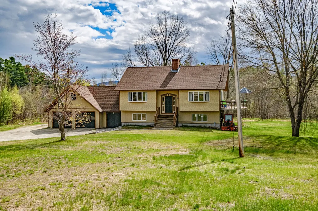 20 Bell Lane Greenwood ME 04255