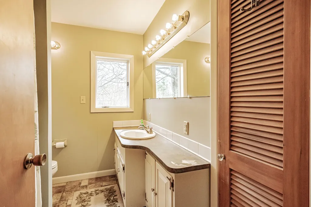 20 Bell Lane Greenwood ME 04255