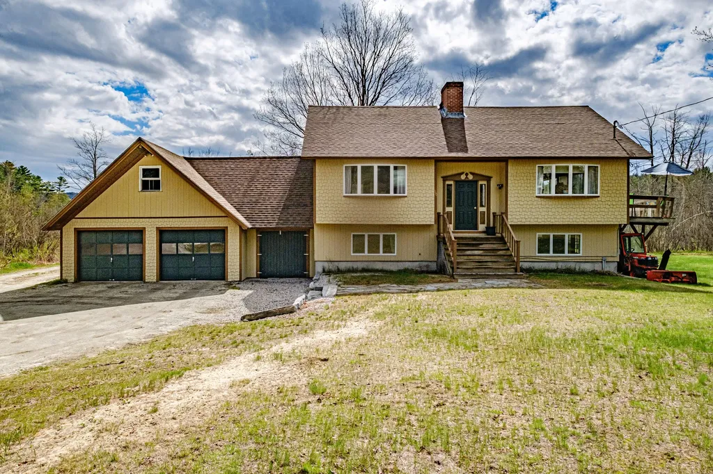 20 Bell Lane Greenwood ME 04255