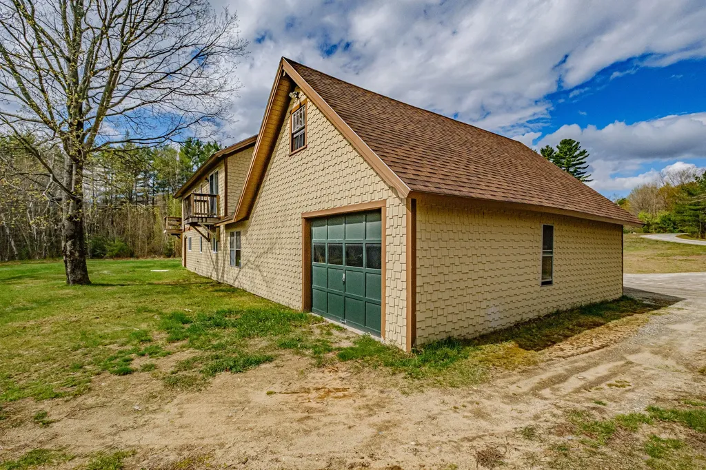 20 Bell Lane Greenwood ME 04255
