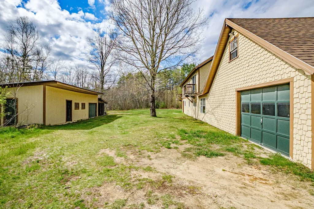 20 Bell Lane Greenwood ME 04255