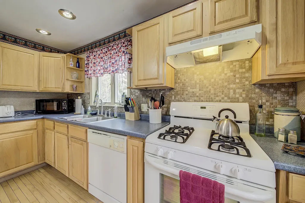 94 Birch Lane Warren ME 04864