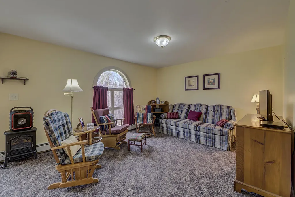 94 Birch Lane Warren ME 04864