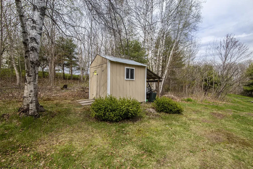 94 Birch Lane Warren ME 04864