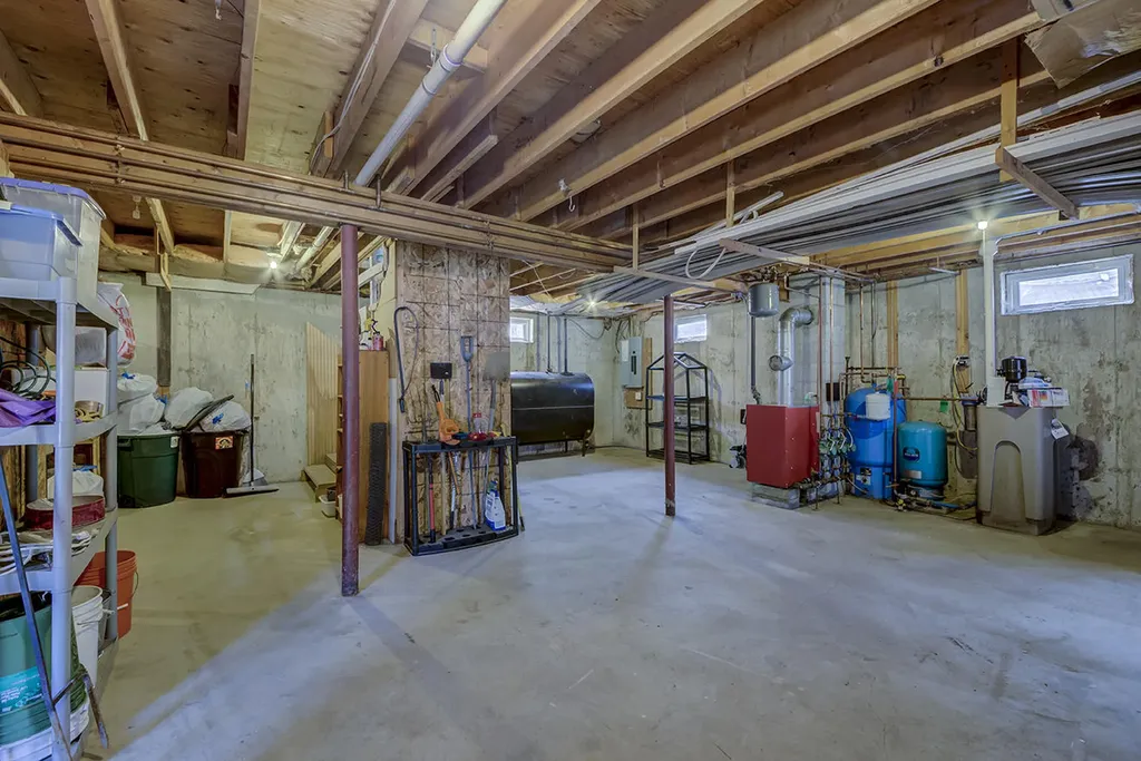 94 Birch Lane Warren ME 04864