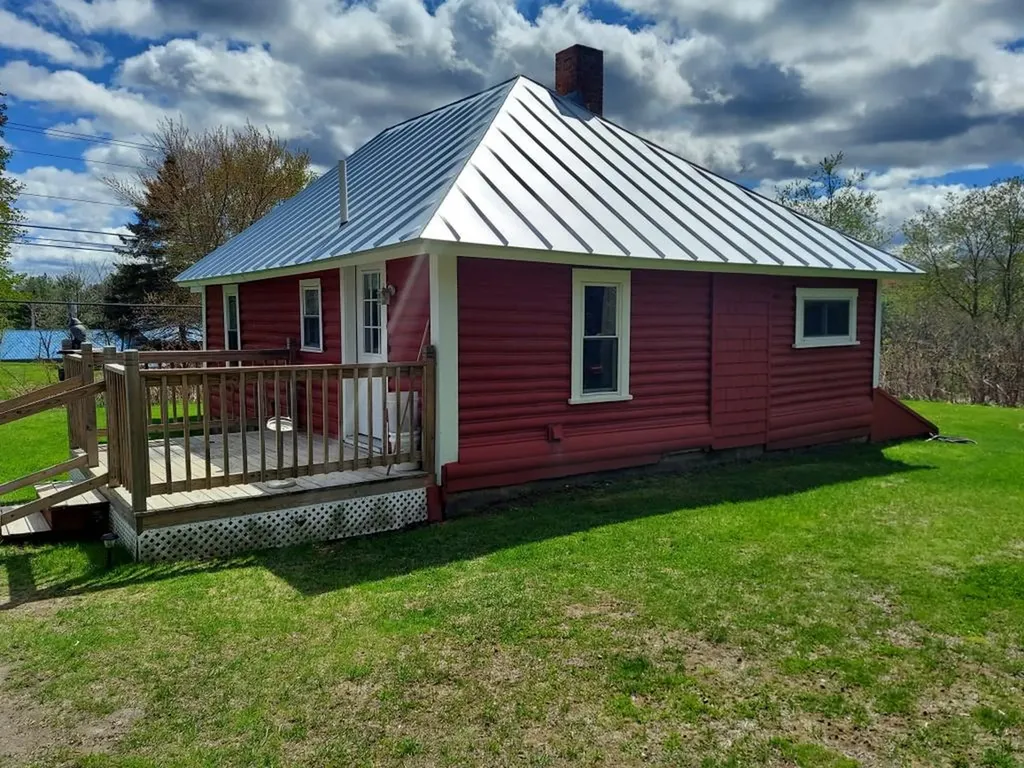 21 Rosies Court Skowhegan ME 04976