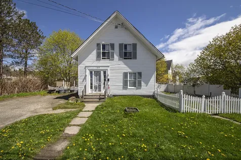 123 Cedar Street Rockland ME 04841