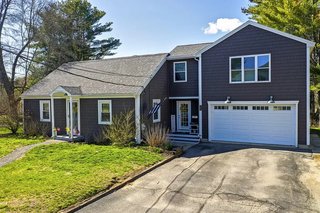 39 Mayberry Lane Yarmouth ME 04096