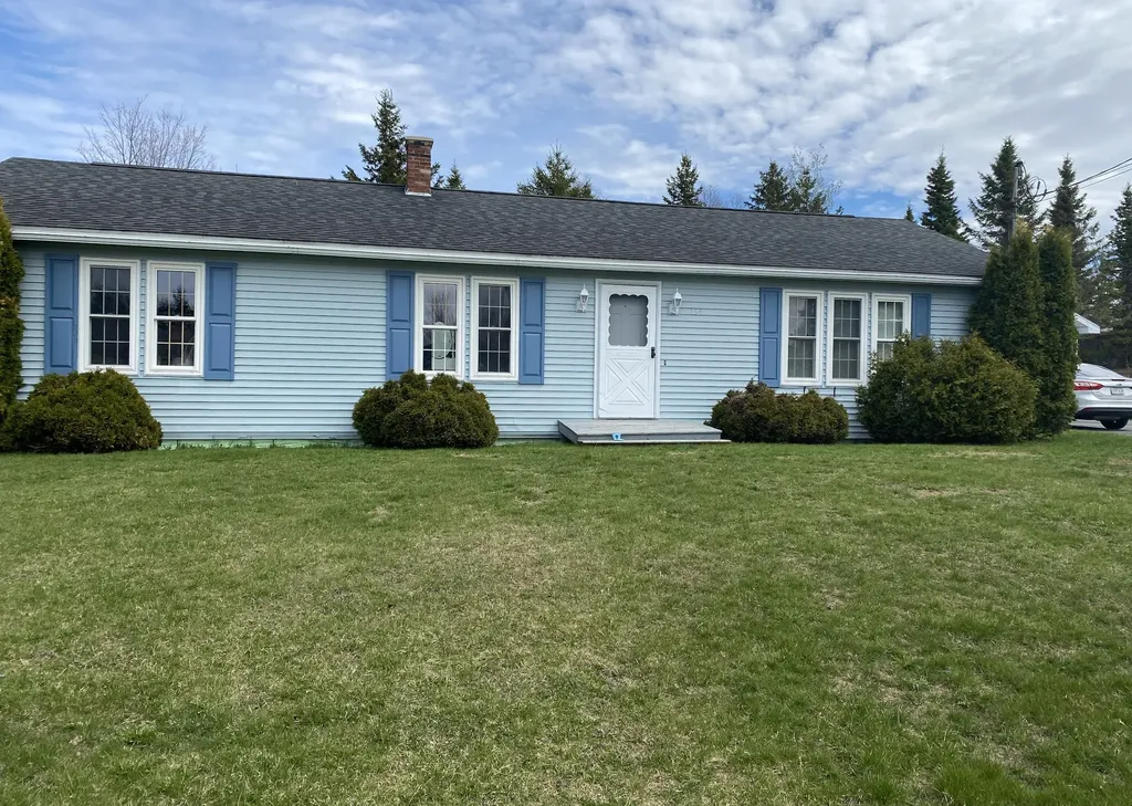 134 26th Avenue Madawaska ME 04756