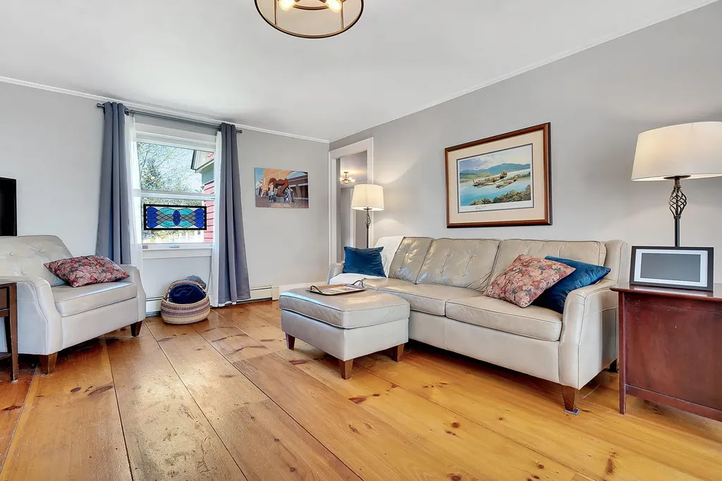 39 Durham Road Freeport ME 04032