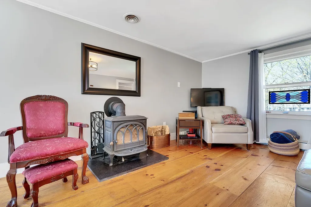 39 Durham Road Freeport ME 04032