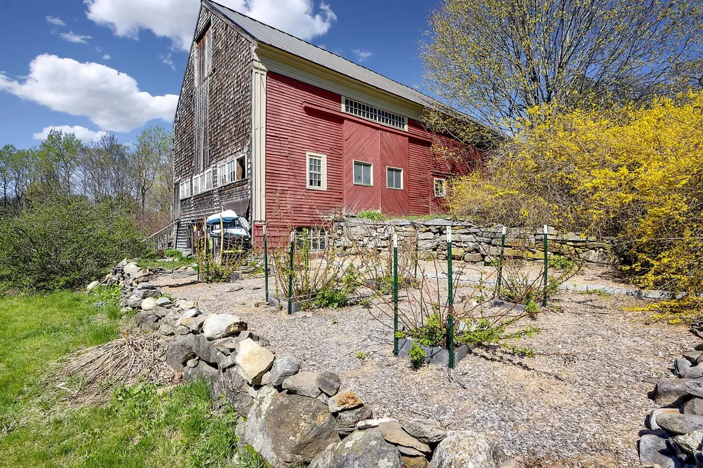 39 Durham Road Freeport ME 04032