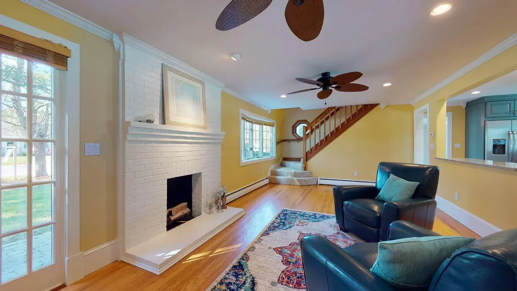 27 Winn Road Falmouth ME 04105