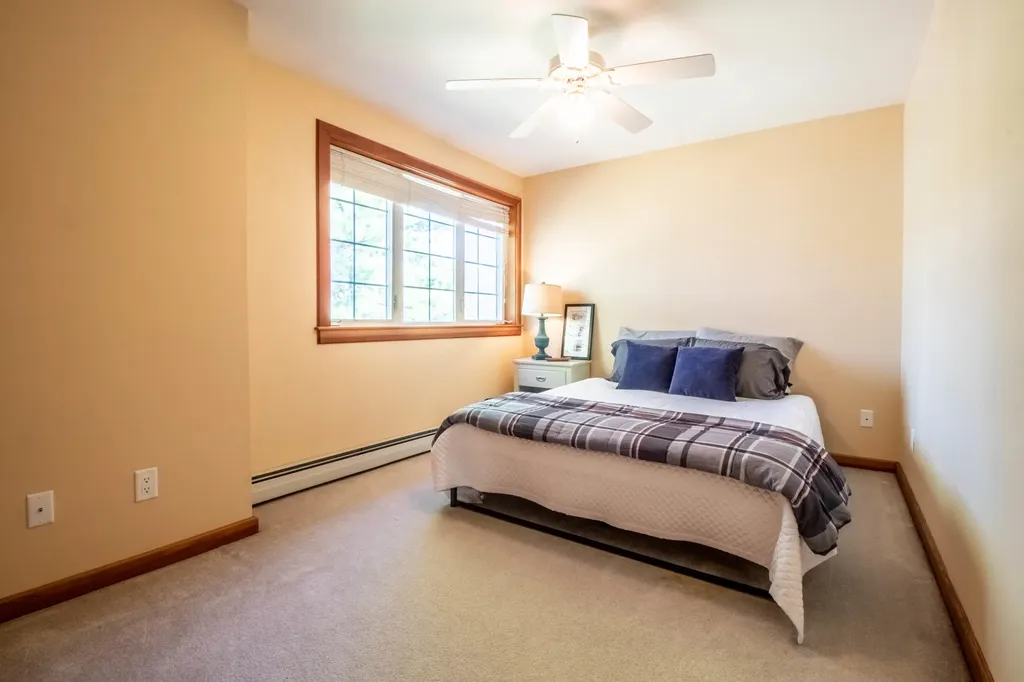 27 Winn Road Falmouth ME 04105