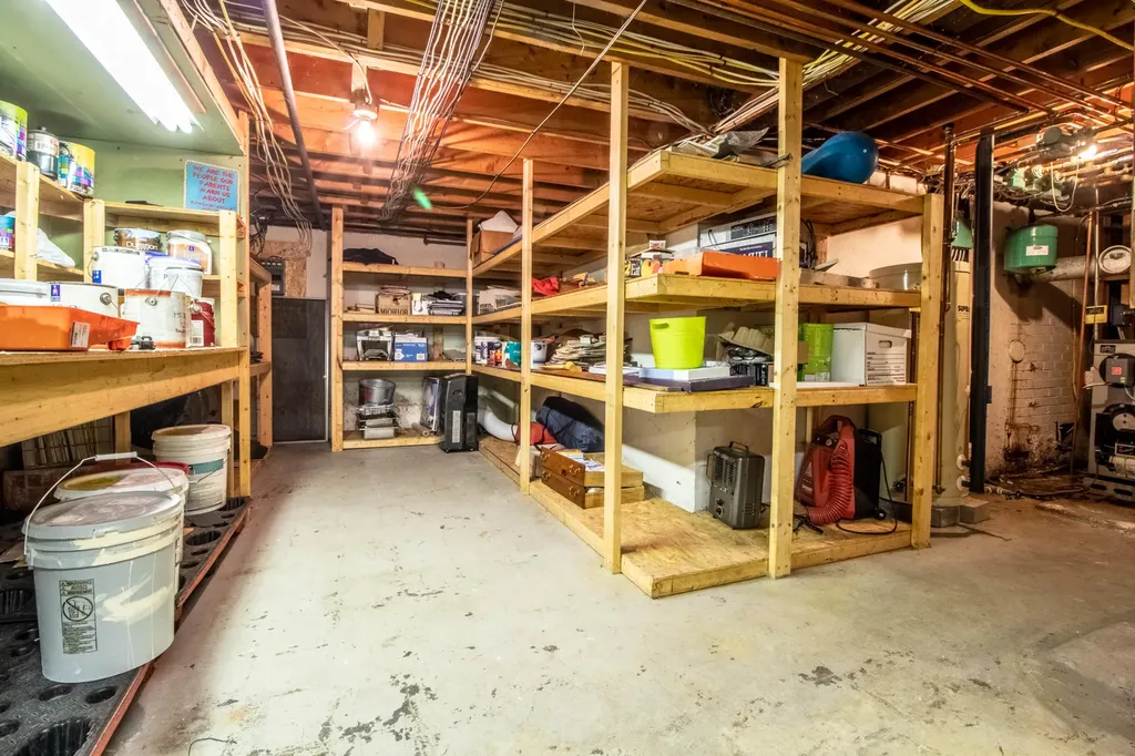 27 Winn Road Falmouth ME 04105