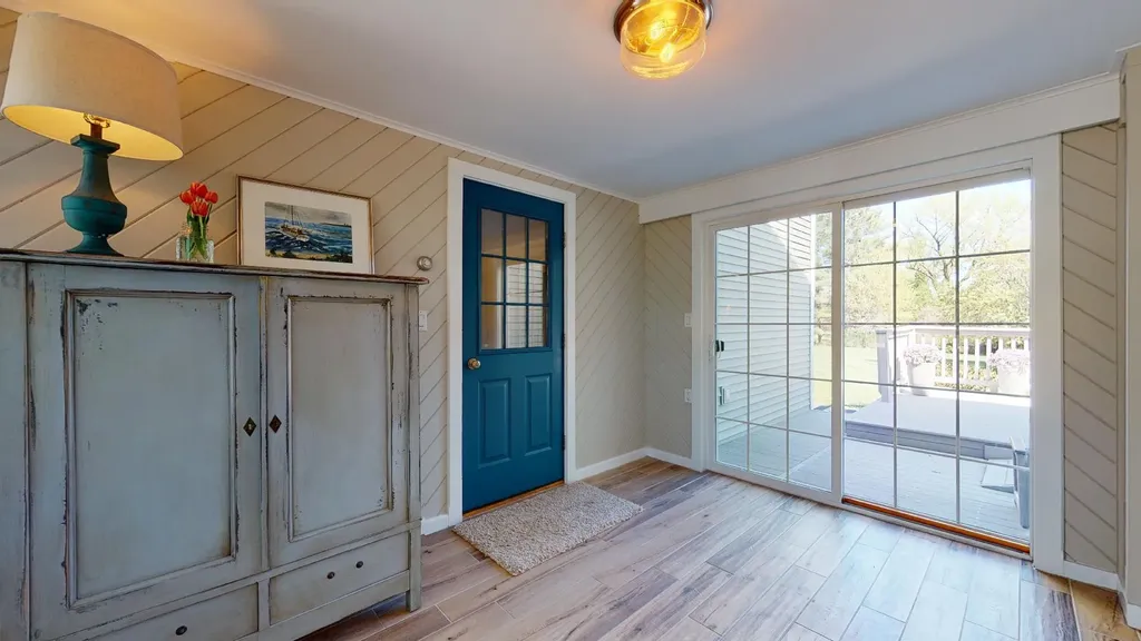 27 Winn Road Falmouth ME 04105