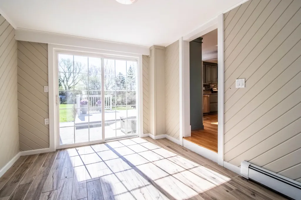 27 Winn Road Falmouth ME 04105